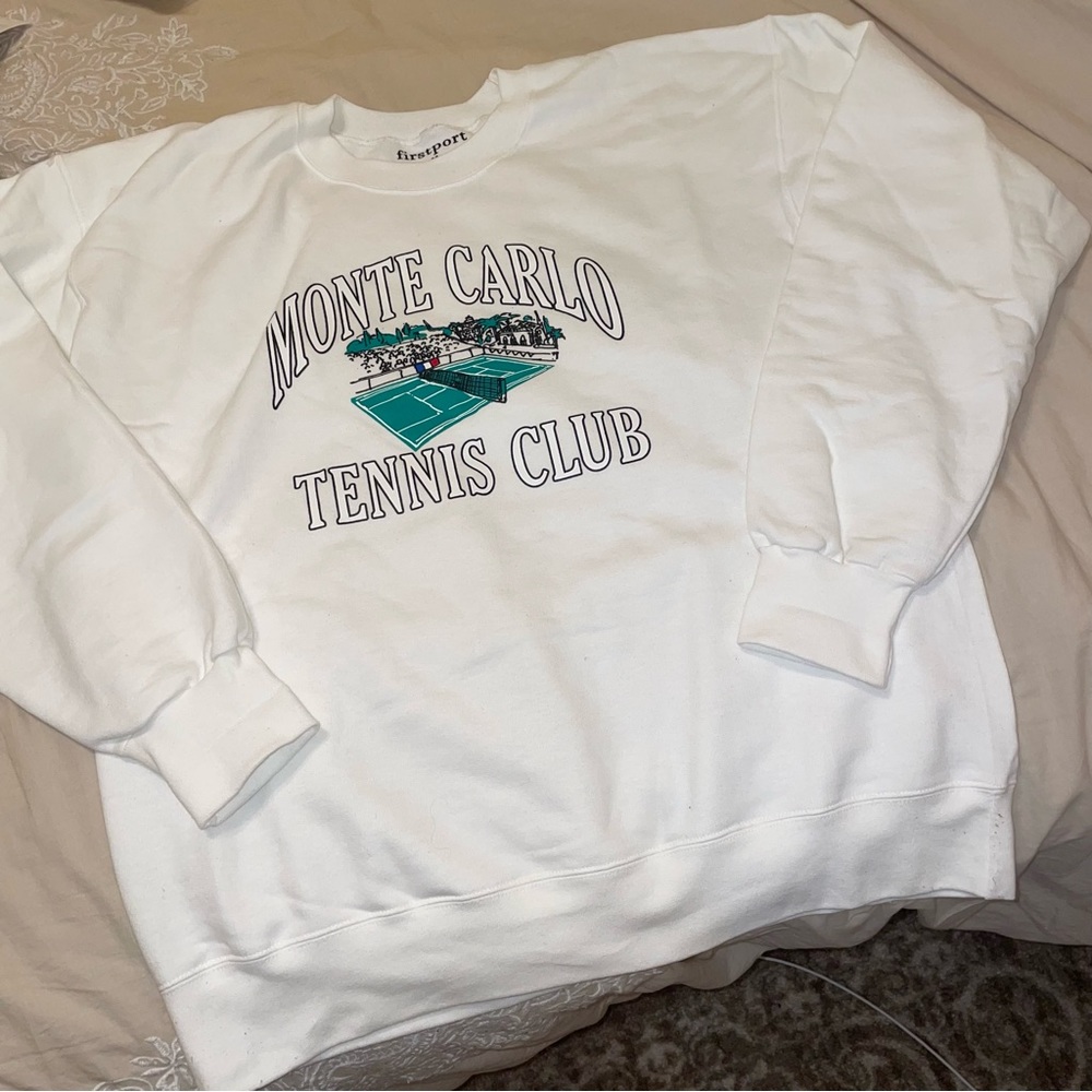 VINTAGE GRAPHIC SWEATSHIRT